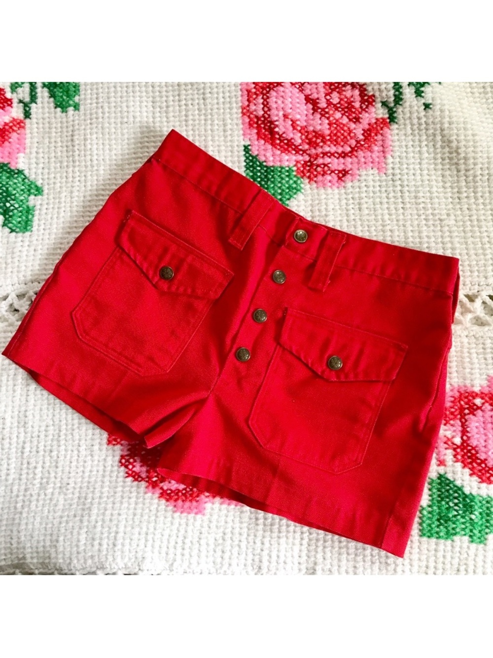 ✨VINTAGE✨ Lady Wrangler Red Denim Snap Shorts